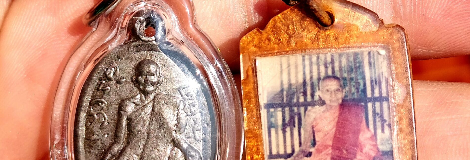 รูปถ่ายหลวงปู่บุญมี แจกผู้มาทำบุญบนศาลา 
 ในวันสงกรานต์